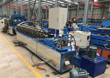 Κίνα Ανθεκτική κυλώντας λουρίδα παραθυρόφυλλων που διαμορφώνει τη μηχανή με τη διευθετήσιμη ταχύτητα εργασίας εργοστάσιο